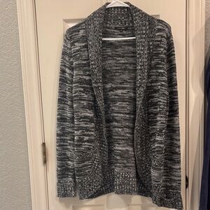 Papermoon Black & Gray Marled Open-Front Cardigan